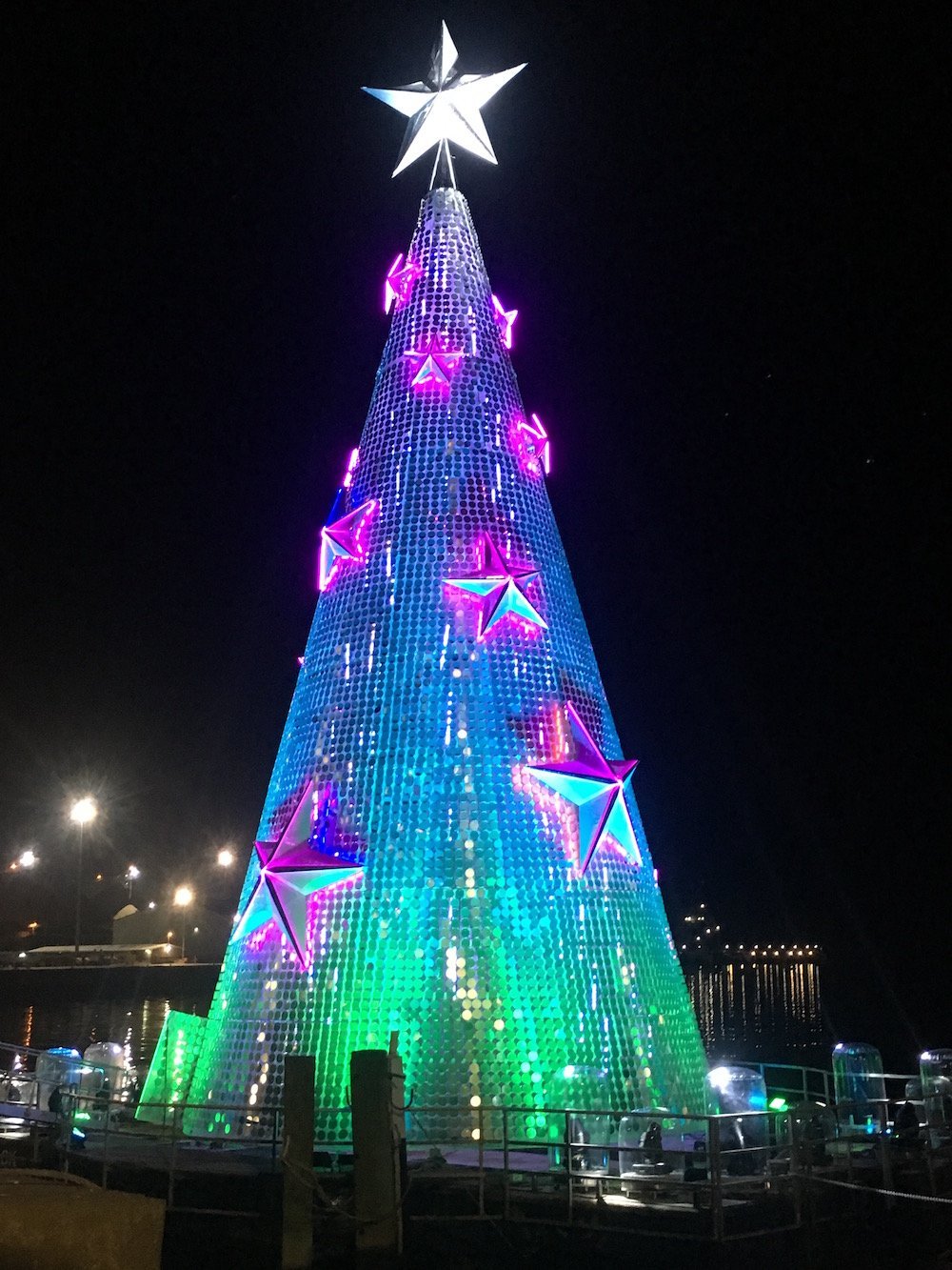 Jands Vista makes Geelong Floating Christmas Tree a Total Event — CX