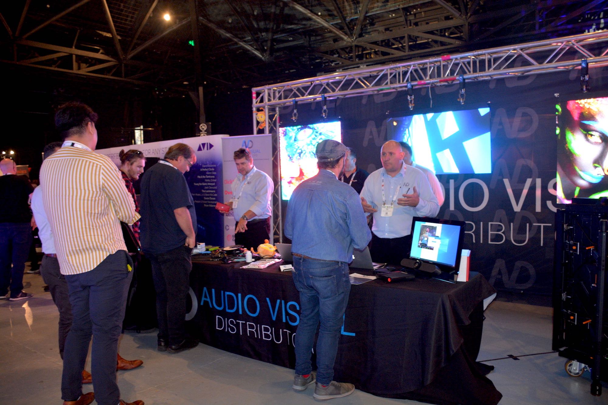 ENDTECH! Chaos On The Roadshow — CX Network